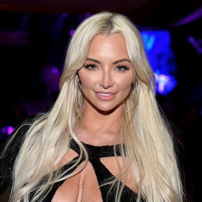 how old is lindsey pelas|Lindsey Pelas Bio, Wiki, Net Worth, Dating, Boyfriend,。